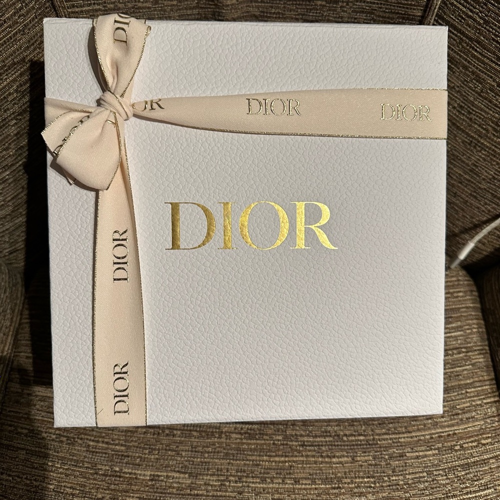 Dior White Gift box Wrap Supplies and shipping box